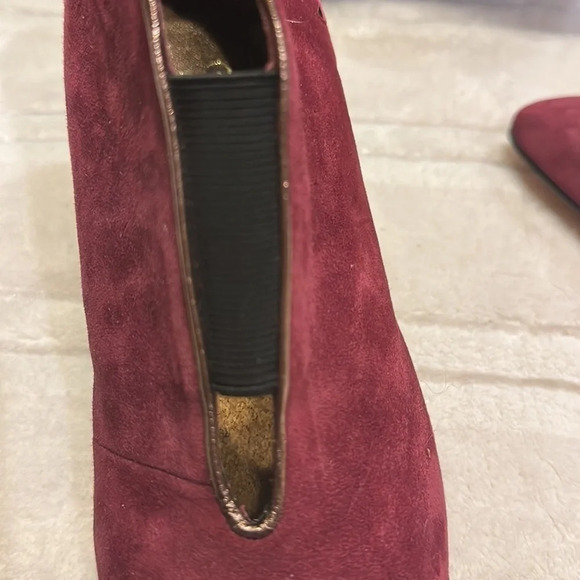 Kurt Geiger suede booties - wine color with leather inlay - size 7 (37) - Picture 6 of 7